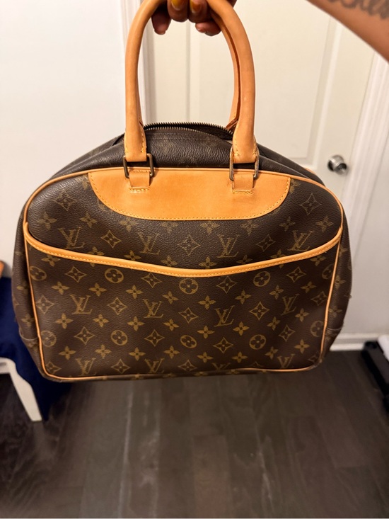Louis Vuitton Handbags - Louis Vuitton Monogram Canvas Satchel in Brown and Tan